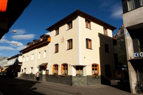  Hotel Astras  Scuol